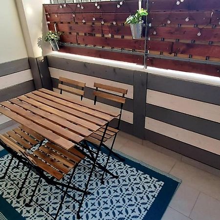 Appartement Avec Terrasse Toulon Exterior photo